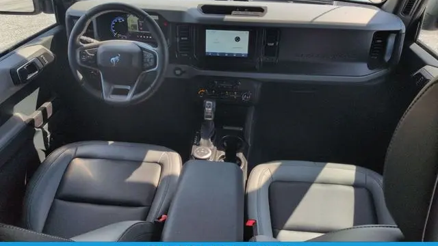 2023 Ford Bronco Base