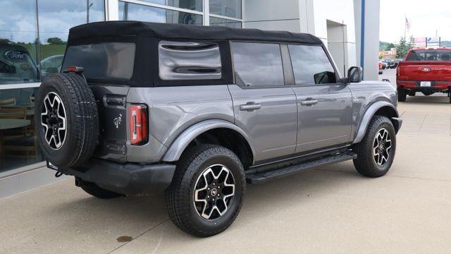 2021 Ford Bronco Base