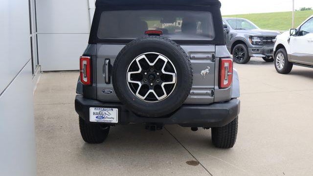 2021 Ford Bronco Base