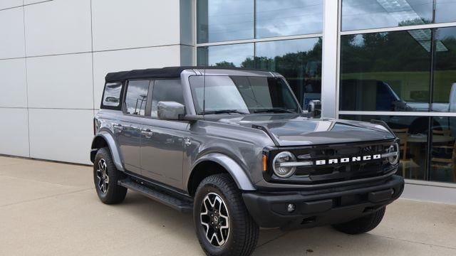 2021 Ford Bronco Base