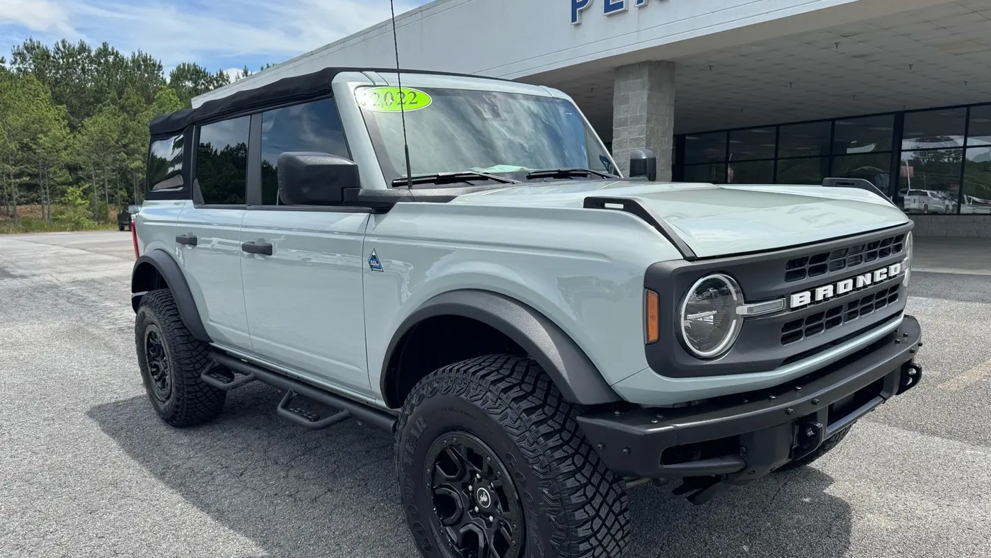 2022 Ford Bronco Base