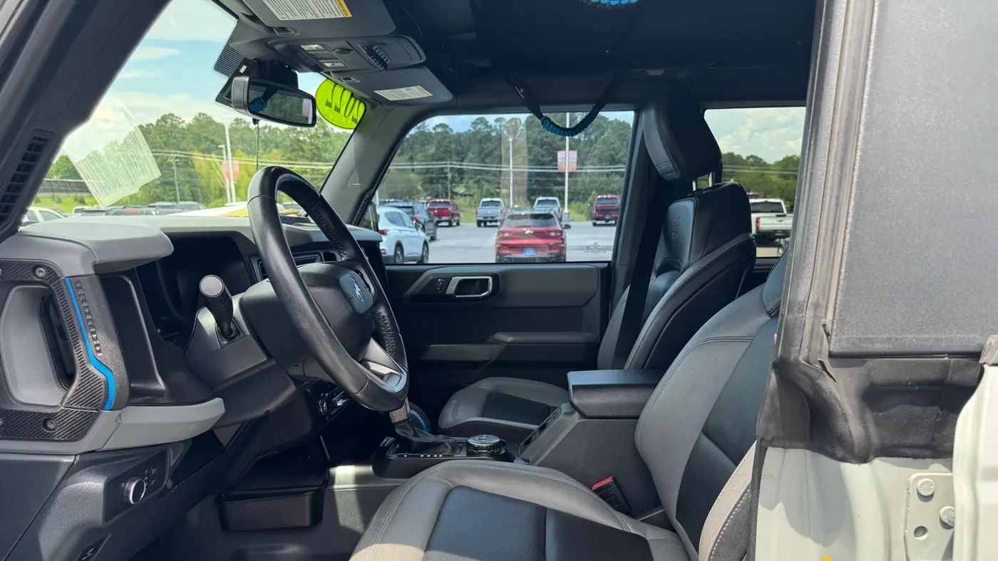 2022 Ford Bronco Base