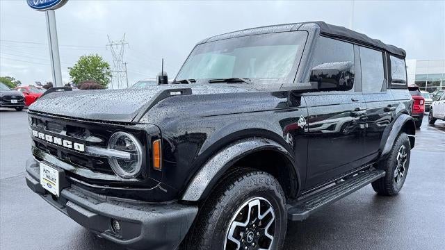 2022 Ford Bronco Base