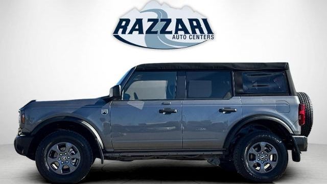 2023 Ford Bronco Base
