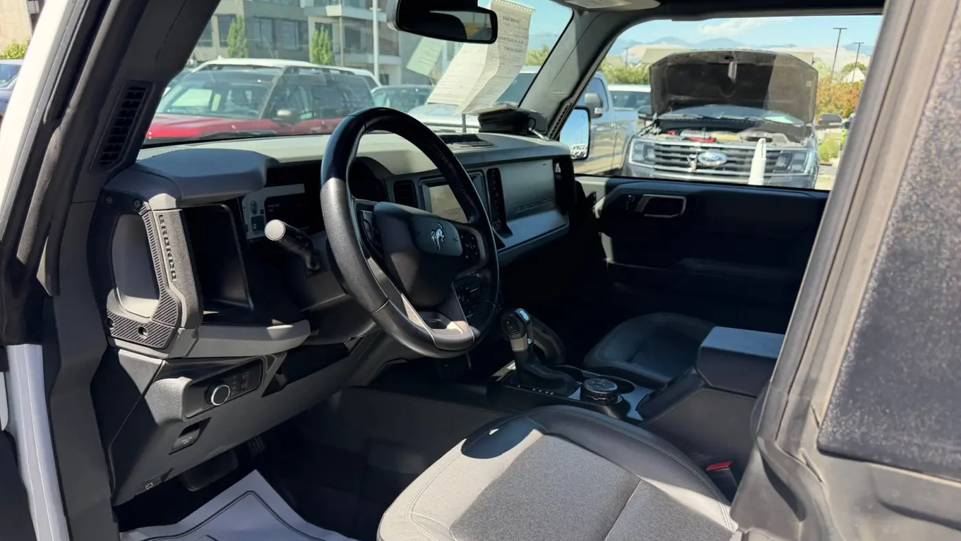 2023 Ford Bronco Base