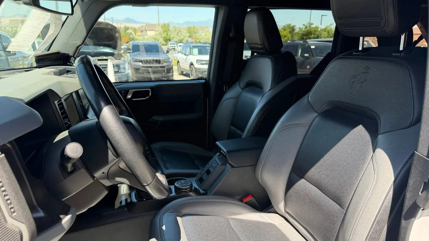 2023 Ford Bronco Base