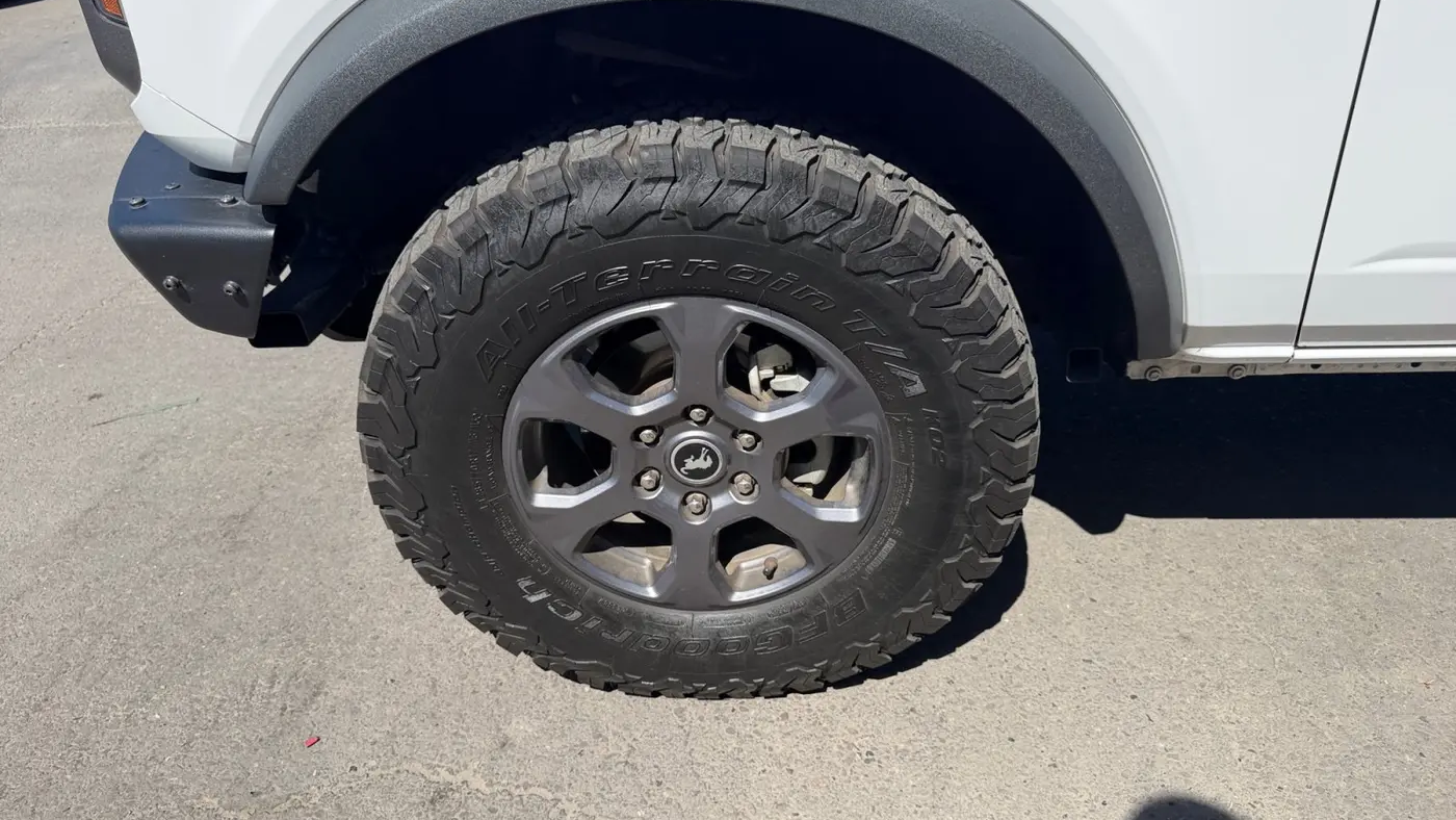 2023 Ford Bronco Base