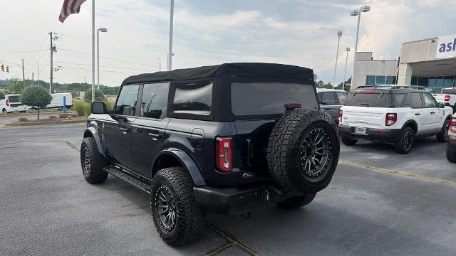 2021 Ford Bronco Base