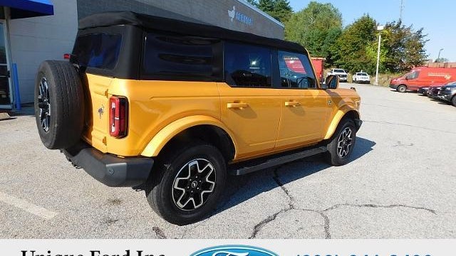 2021 Ford Bronco Base