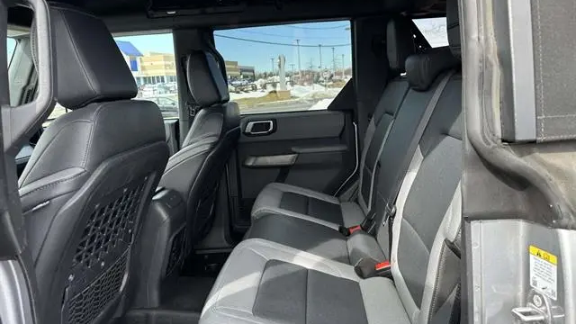 2023 Ford Bronco Base