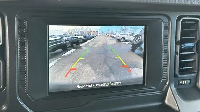 2023 Ford Bronco Base