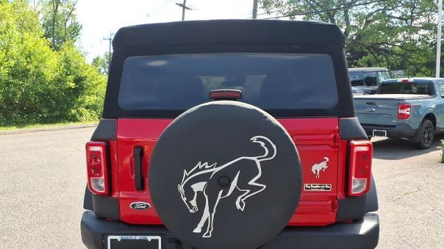 2021 Ford Bronco Base