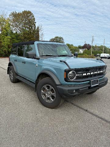 2022 Ford Bronco - $32,990