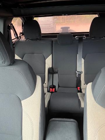 2022 Ford Bronco - $32,990