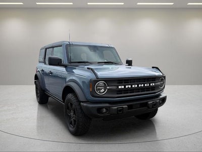 2023 Ford Bronco 4X4 Black Diamond 4DR SUV