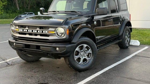 2023 Ford Bronco Base