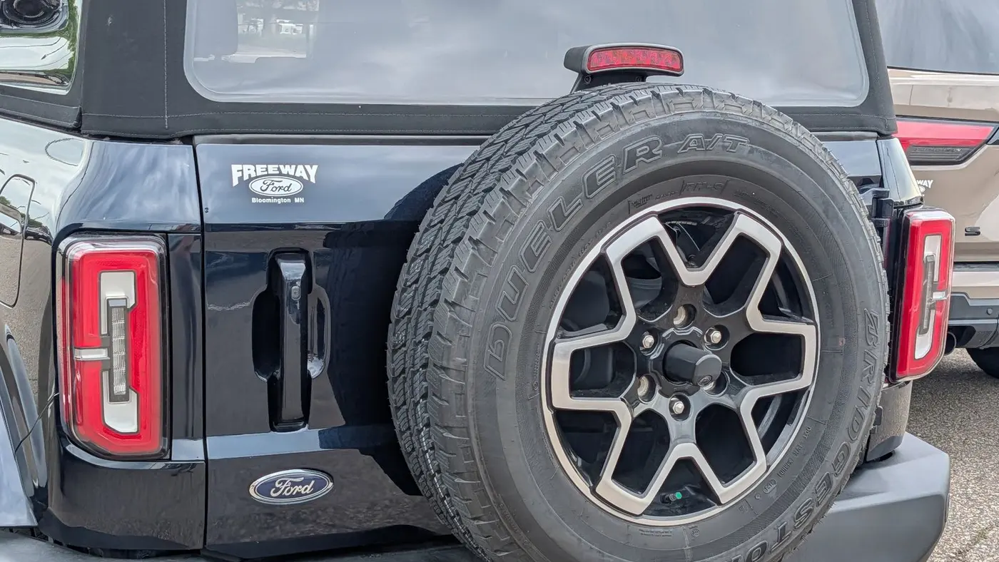 2021 Ford Bronco Base