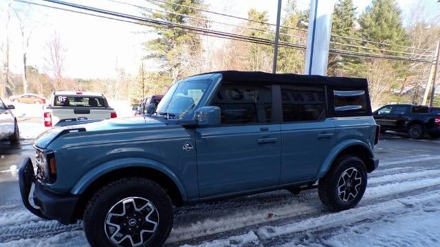 2021 Ford Bronco Base