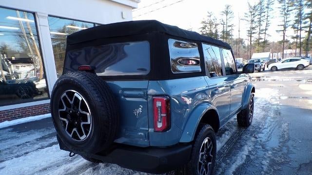 2021 Ford Bronco Base