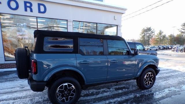 2021 Ford Bronco Base