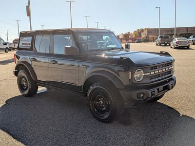 2022 Ford Bronco 4X4 Black Diamond 4DR SUV