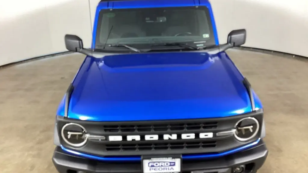 2023 Ford Bronco Base