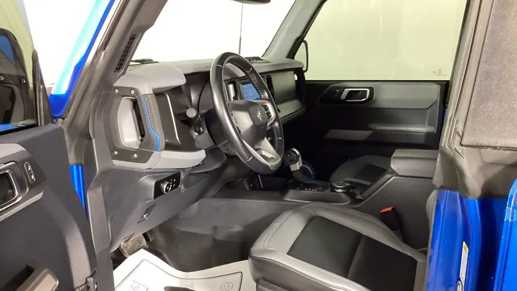 2023 Ford Bronco Base