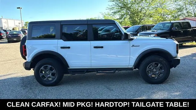 2023 Ford Bronco Base
