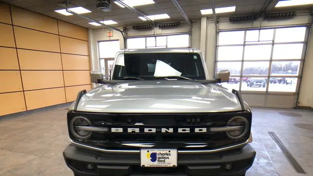 2023 Ford Bronco Base