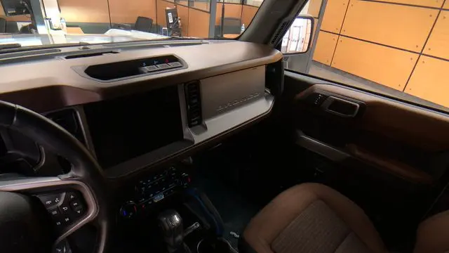 2023 Ford Bronco Base