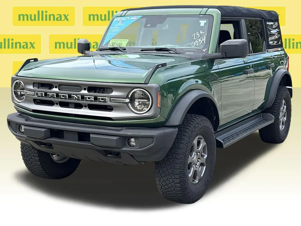 2023 Ford Bronco - $38,200