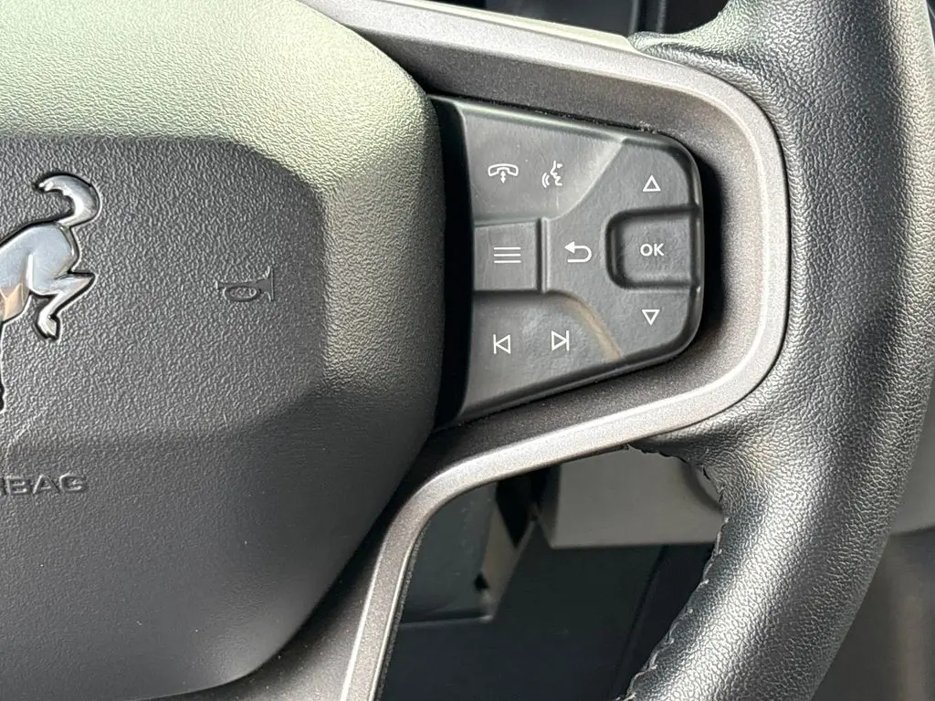 2023 Ford Bronco - $38,200