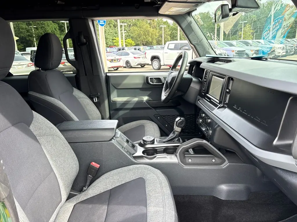 2023 Ford Bronco - $38,200