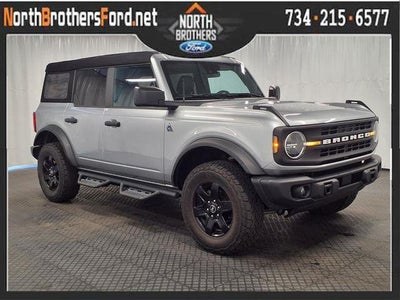 2023 Ford Bronco 4X4 Black Diamond 4DR SUV