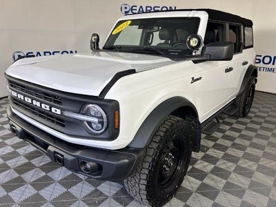 2023 Ford Bronco 4X4 Black Diamond 4DR SUV