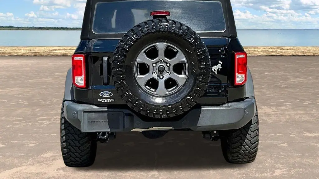 2021 Ford Bronco Base