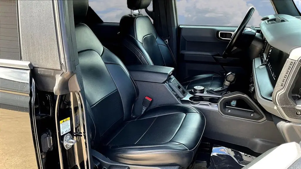 2021 Ford Bronco Base
