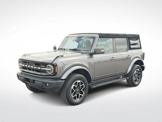 2022 Ford Bronco - $33,275
