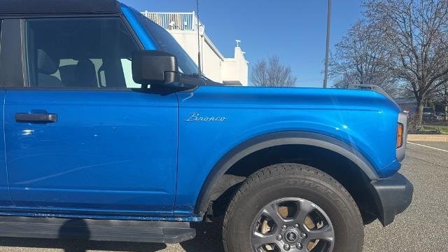 2023 Ford Bronco Base