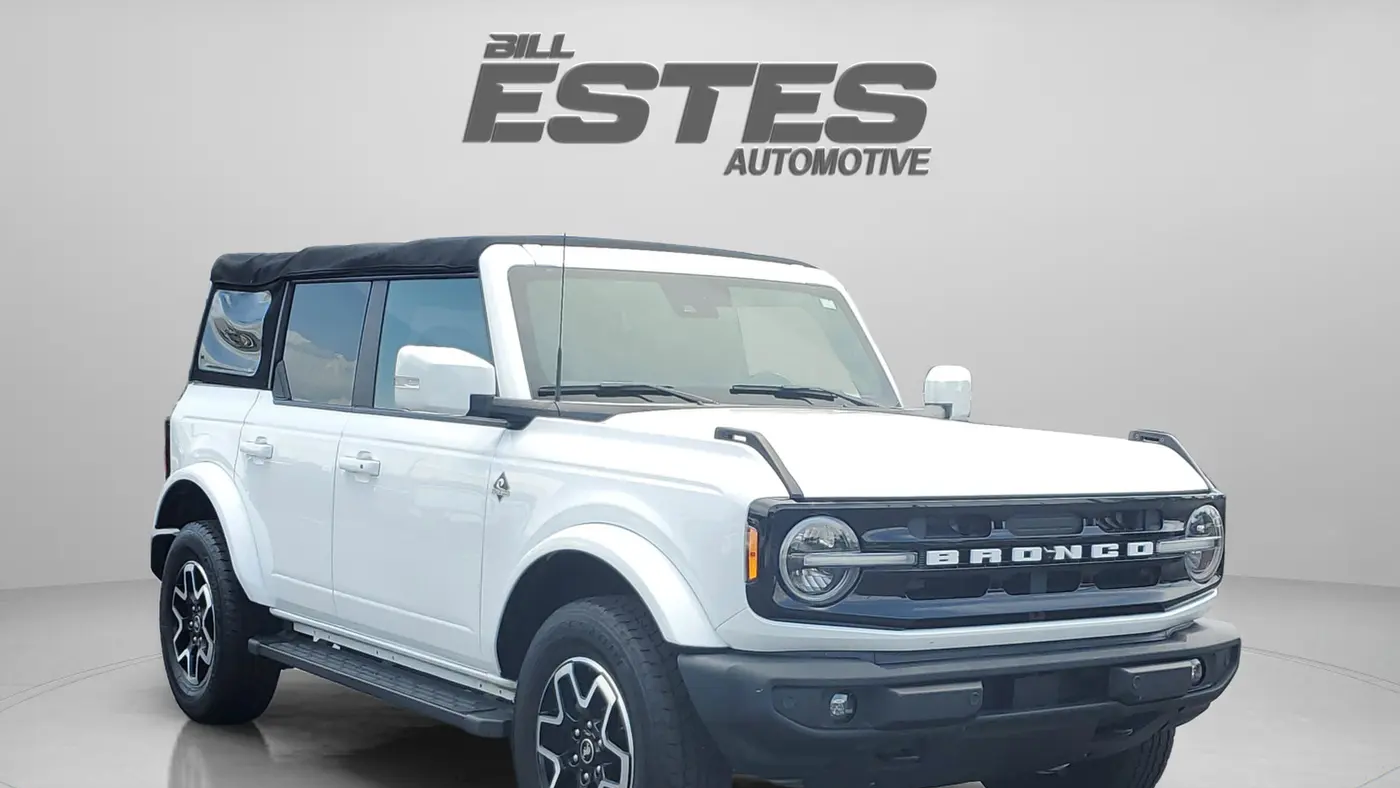 2023 Ford Bronco Base