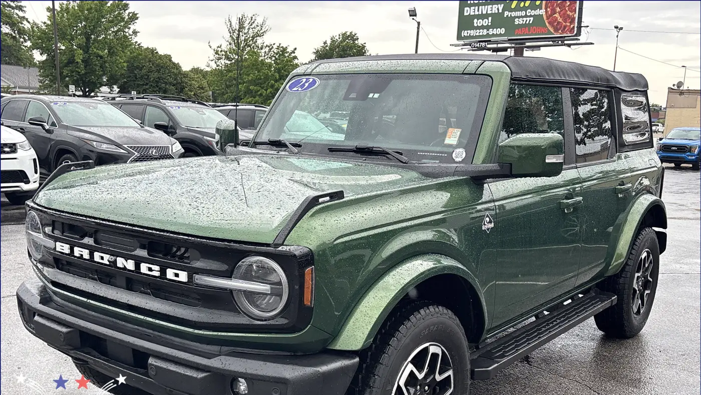 2023 Ford Bronco Outer Banks