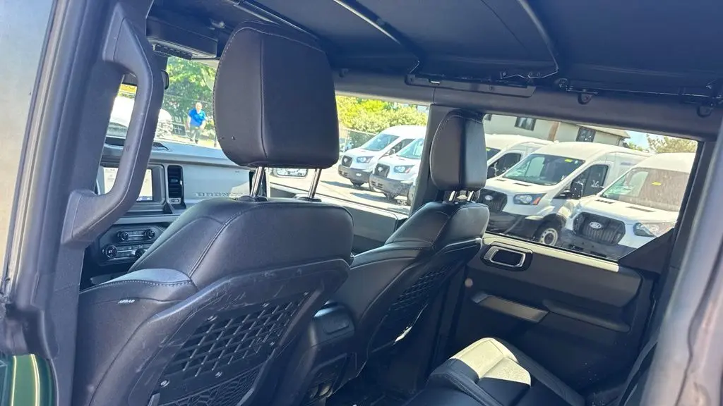 2023 Ford Bronco Base