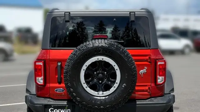 2023 Ford Bronco Base Advanced