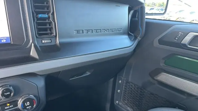 2023 Ford Bronco Base Advanced