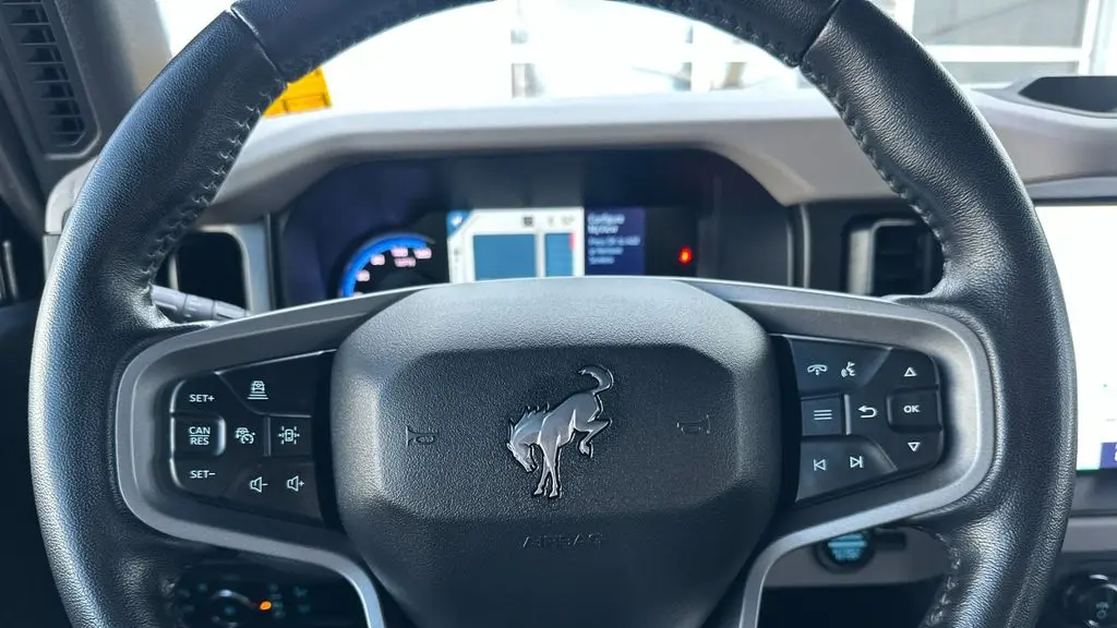 2022 Ford Bronco Base Advanced