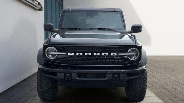 2023 Ford Bronco Base Advanced