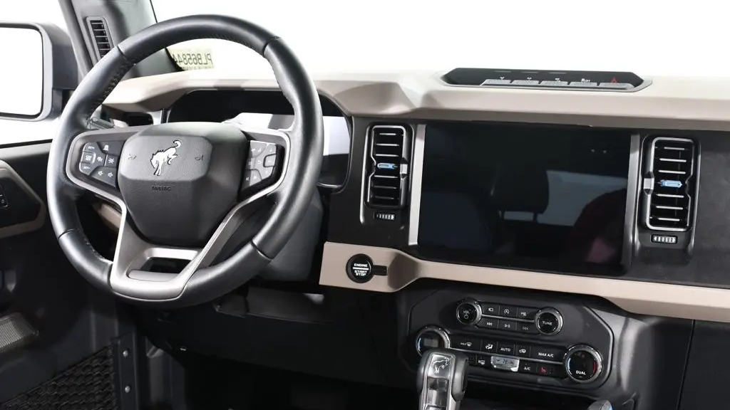 2023 Ford Bronco Badlands Advanced