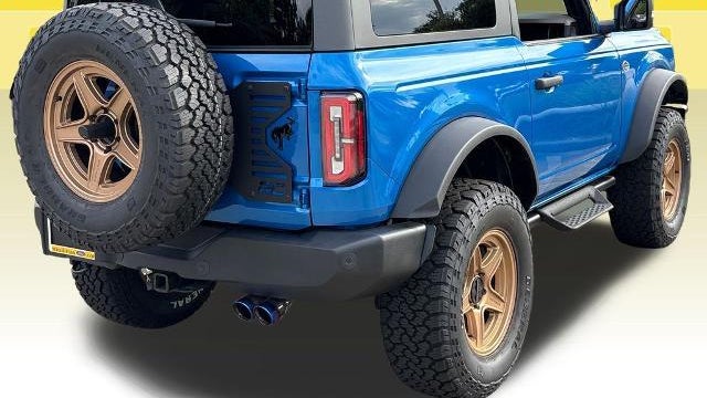 2023 Ford Bronco Base Advanced