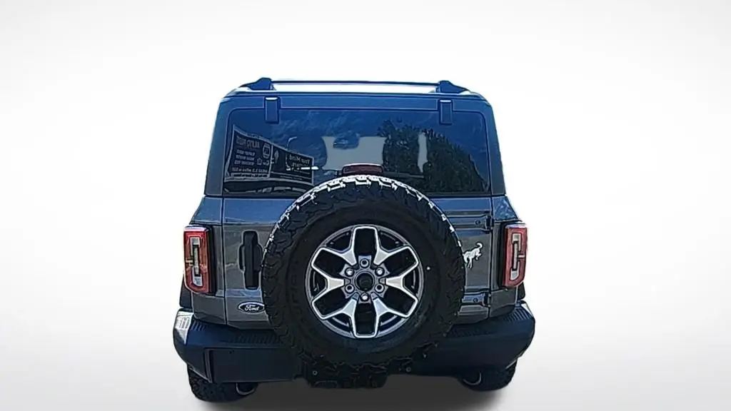 2023 Ford Bronco Base Advanced