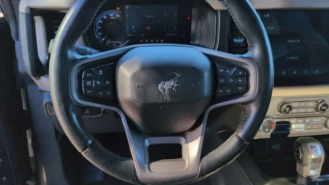 2023 Ford Bronco Base Advanced
